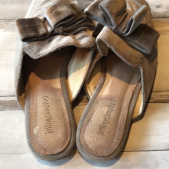 JEFFREY CAMPBELL VELVET MULES W/ BOW SIZE 9.5 - Picture 3 of 7